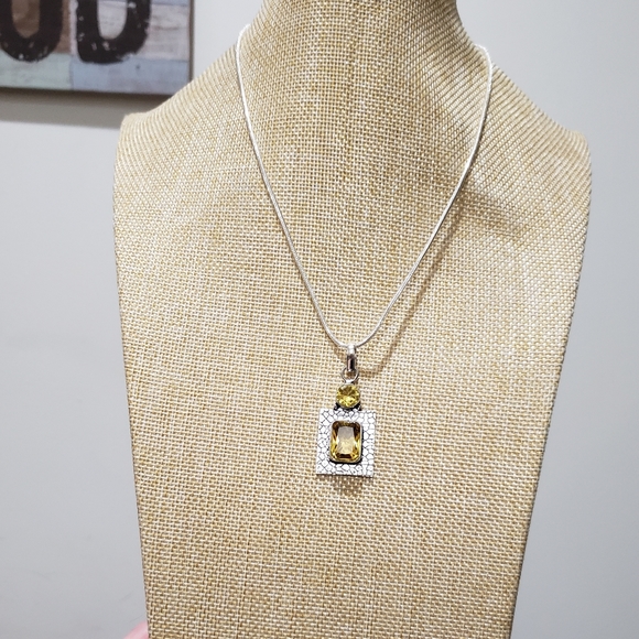 Beautiful Handmade Citrine Gemstone 925 Pendant Silver Necklace - Picture 4 of 9